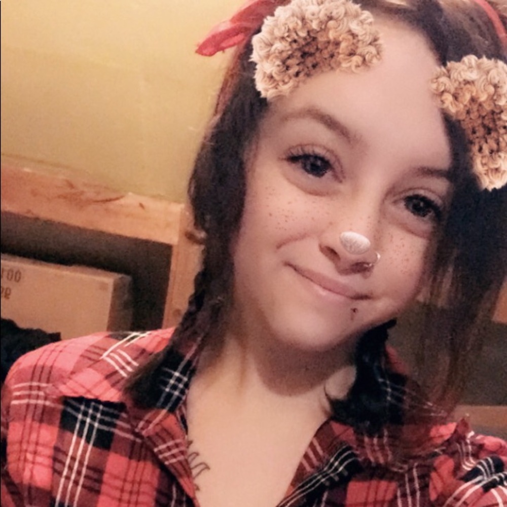 Meet your Posher, Mikayla